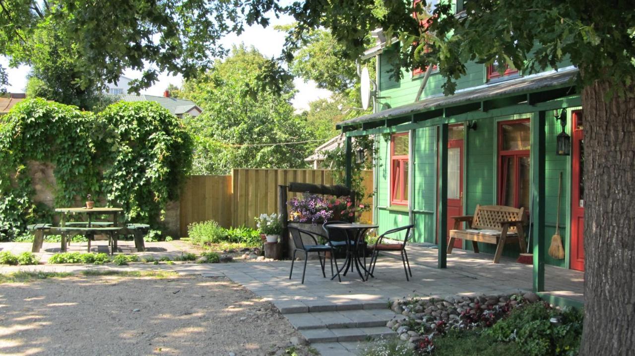 Hotel Raibie Logi Ventspils Exterior foto