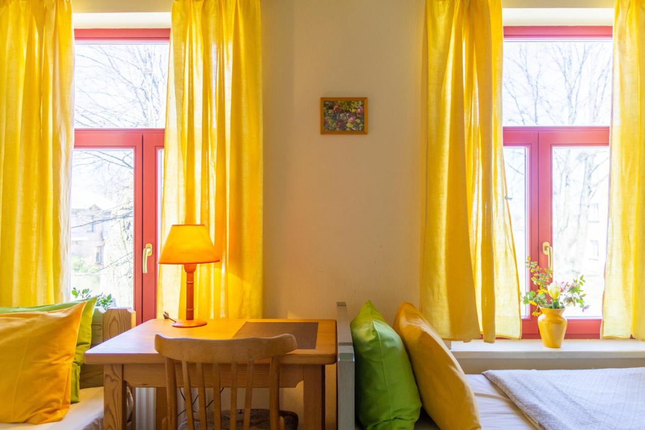 Hotel Raibie Logi Ventspils Exterior foto