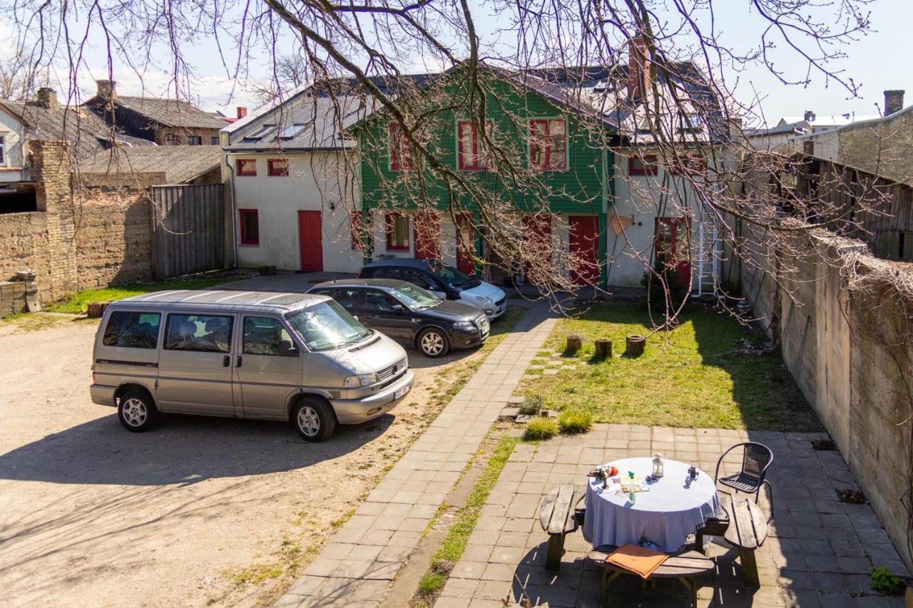 Hotel Raibie Logi Ventspils Exterior foto